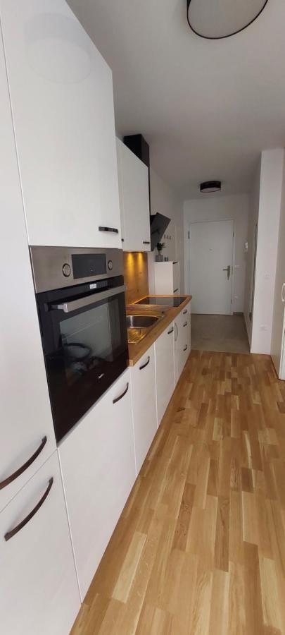 La Studio Maribor Ngoại thất bức ảnh