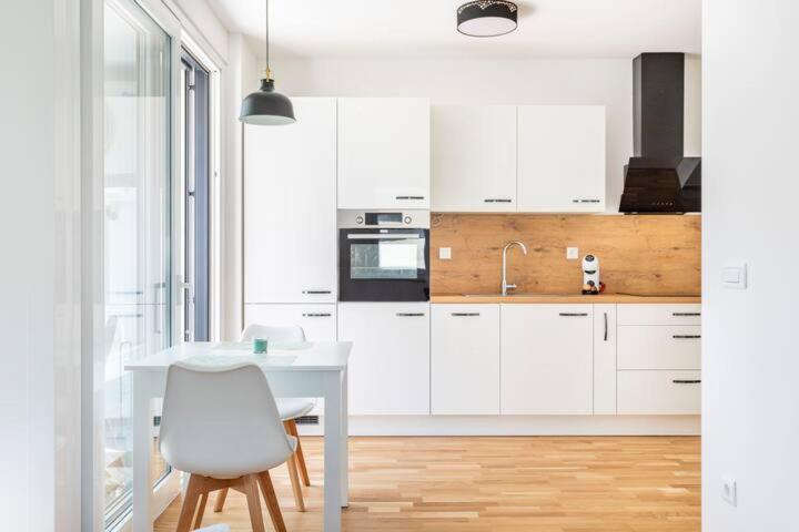 La Studio Maribor Ngoại thất bức ảnh